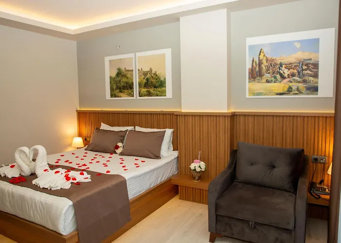 Airport Corner Hotel 3*