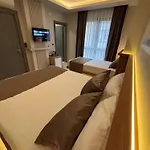 Hotel Airport Corner 3*