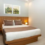 Airport Corner Hotel 3*