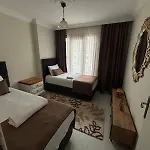 Airport Corner Hotel 3*