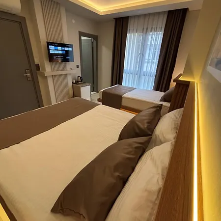 Hotel Airport Corner 3*