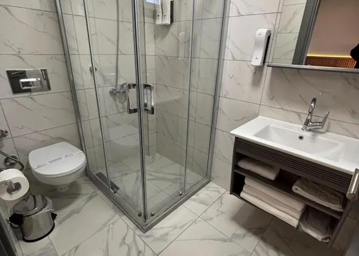 Szálloda Airport Corner 3*